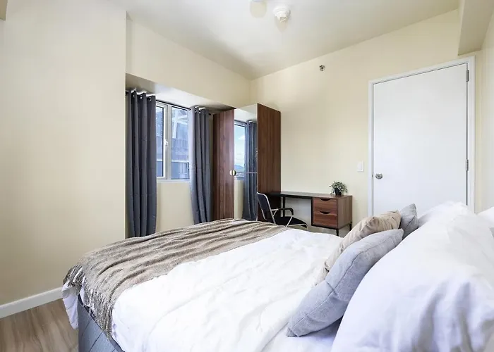 Furnished 1br In It Park, With Fast Wifi, Free Pool And *